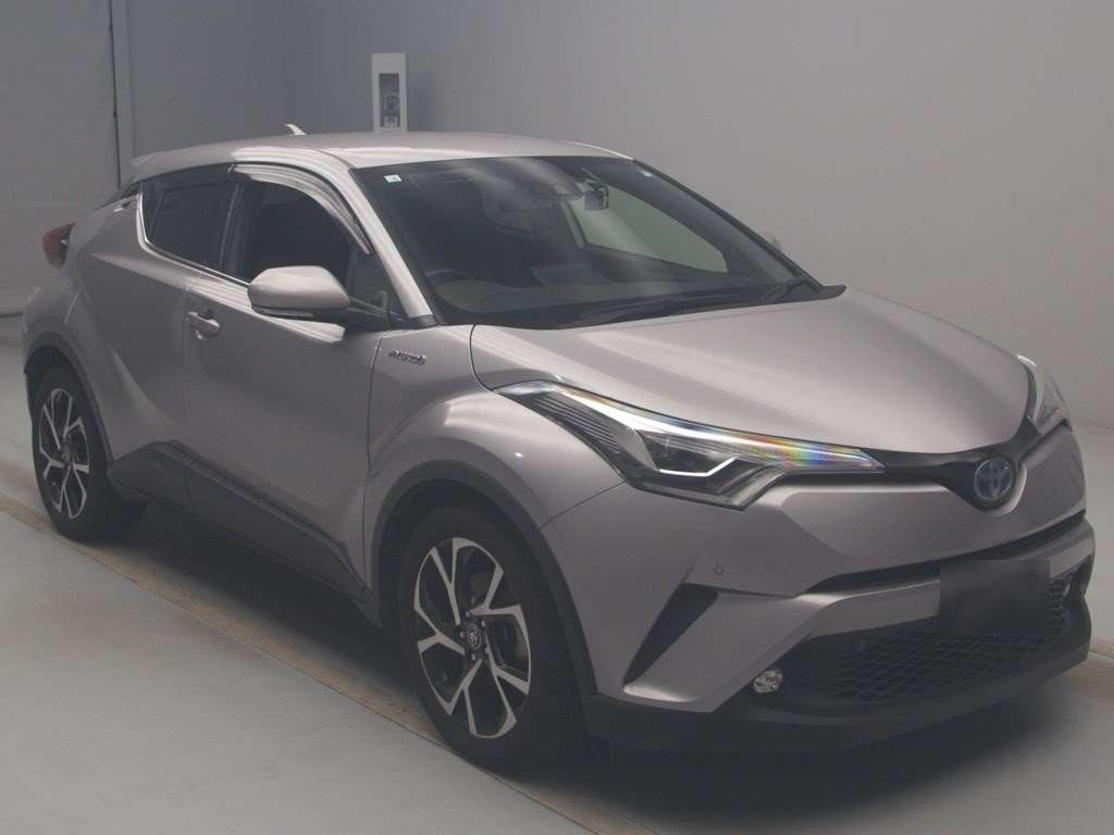 2018 Toyota C-HR ZYX10[2]