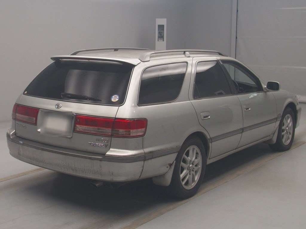 2001 Toyota Mark II Qualis MCV21W[1]