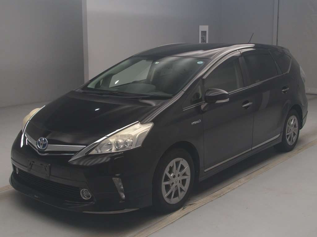 2013 Toyota Prius alpha ZVW40W[0]