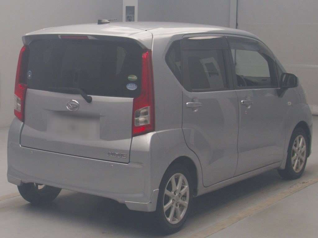 2016 Daihatsu Move LA150S[1]