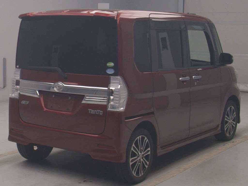 2014 Daihatsu Tanto Custom LA600S[1]