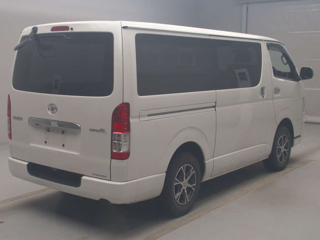 2017 Toyota Hiace Van TRH200V[1]