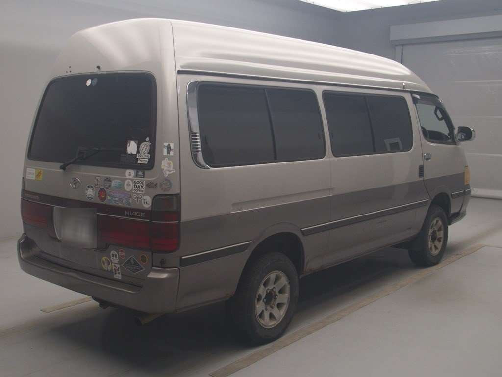 2004 Toyota Hiace Van KZH138V[1]