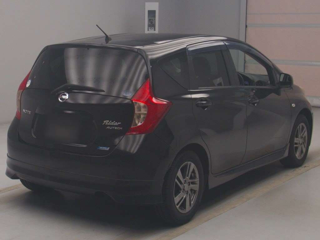 2012 Nissan Note E12[1]