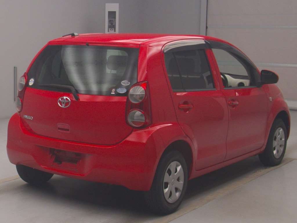 2011 Toyota Passo KGC30[1]