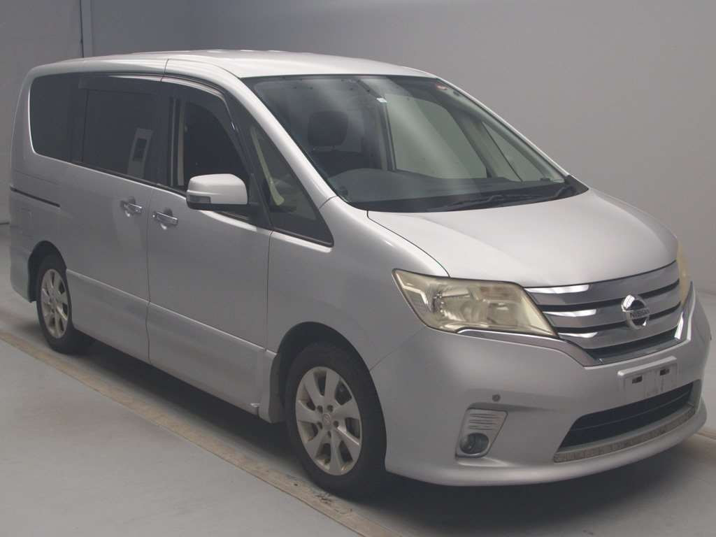 2012 Nissan Serena FC26[2]