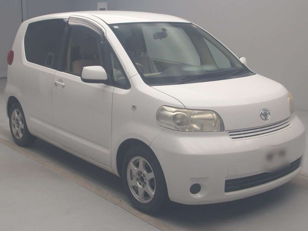 2006 Toyota Porte NNP10[2]