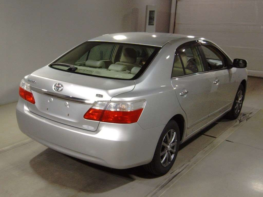 2007 Toyota Premio ZRT260[1]