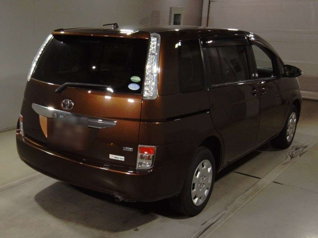 2013 Toyota Isis ZGM15G[1]