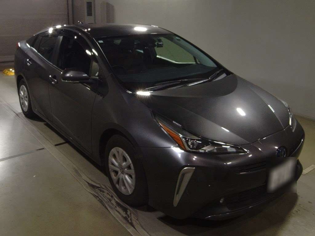 2021 Toyota Prius ZVW51[2]