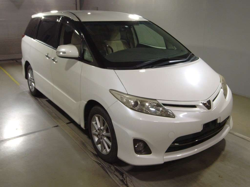 2012 Toyota Estima ACR55W[2]