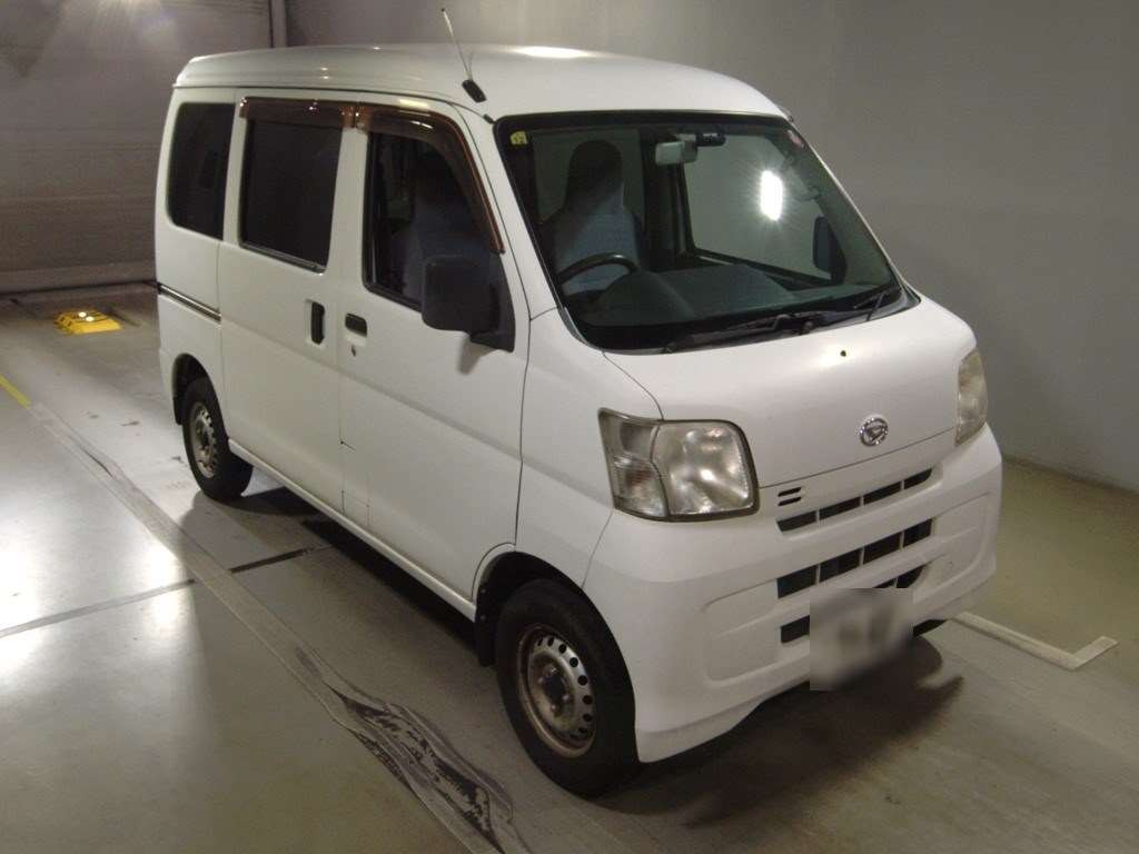 2013 Daihatsu Hijet Cargo S321V[2]