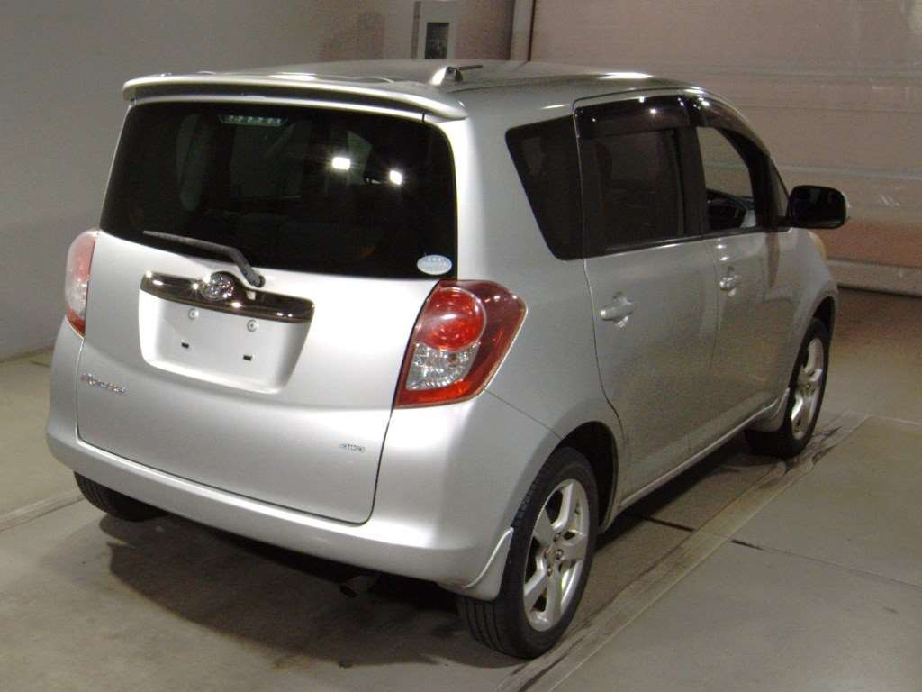 2008 Toyota Ractis NCP105[1]