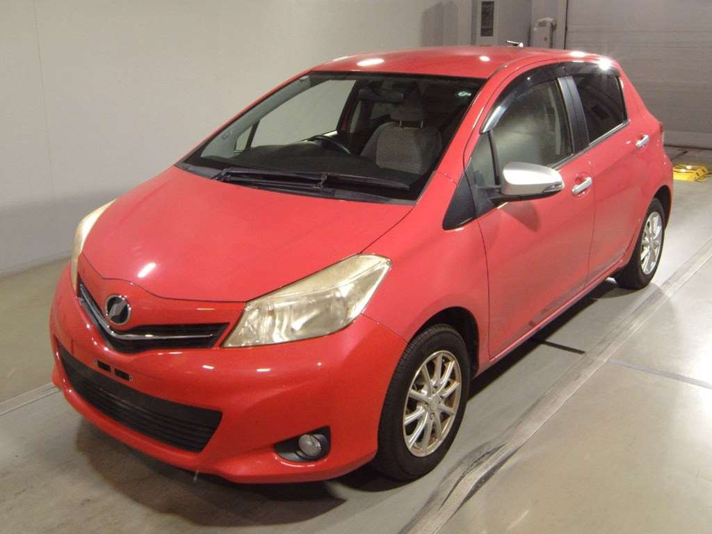 2011 Toyota Vitz KSP130[0]