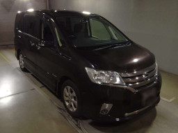 2013 Nissan Serena