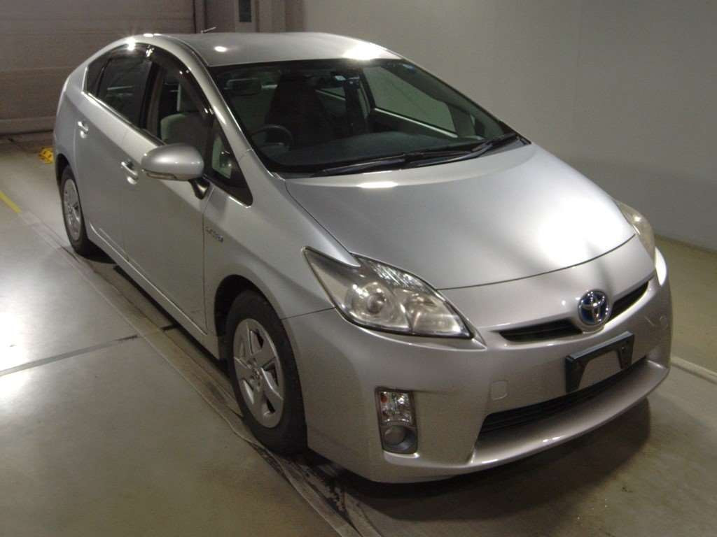 2009 Toyota Prius ZVW30[2]