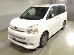 2009 Toyota Voxy