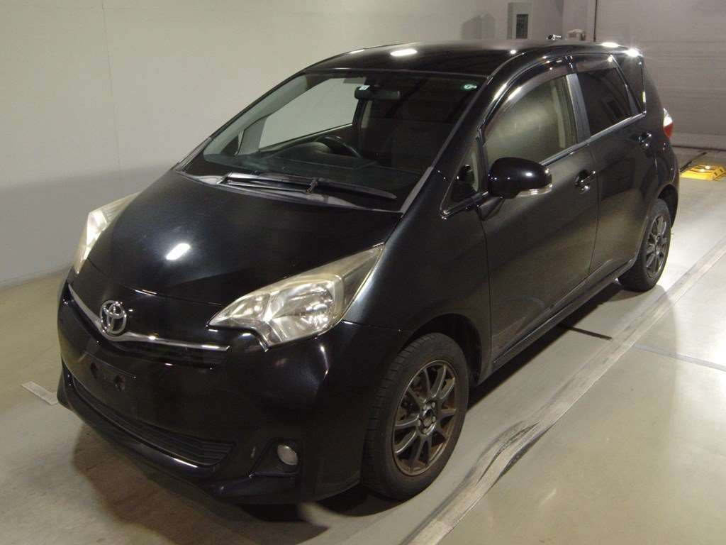 2014 Toyota Ractis NCP125[0]