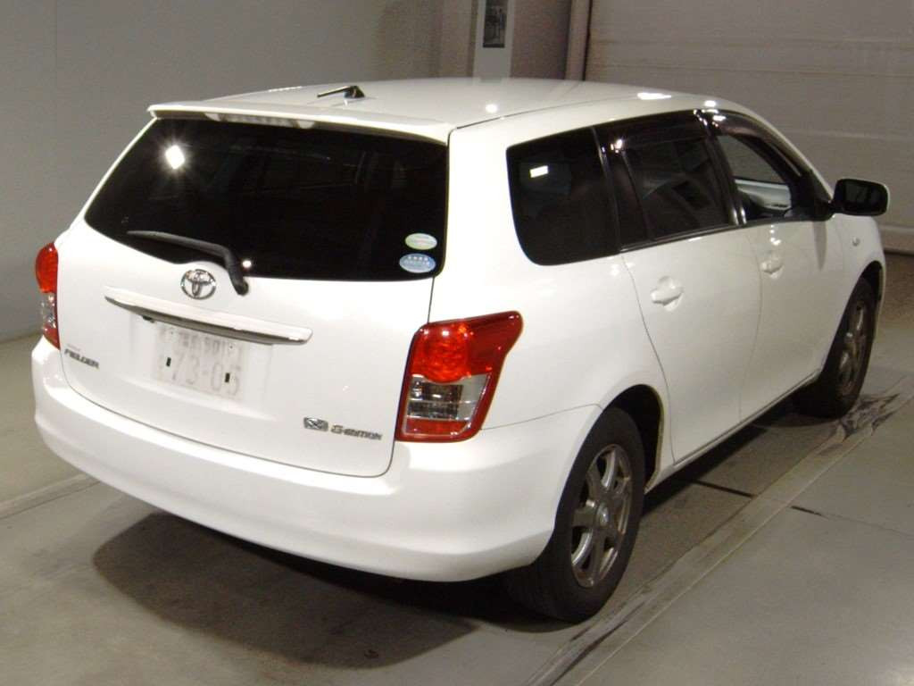 2009 Toyota Corolla Fielder NZE141G[1]