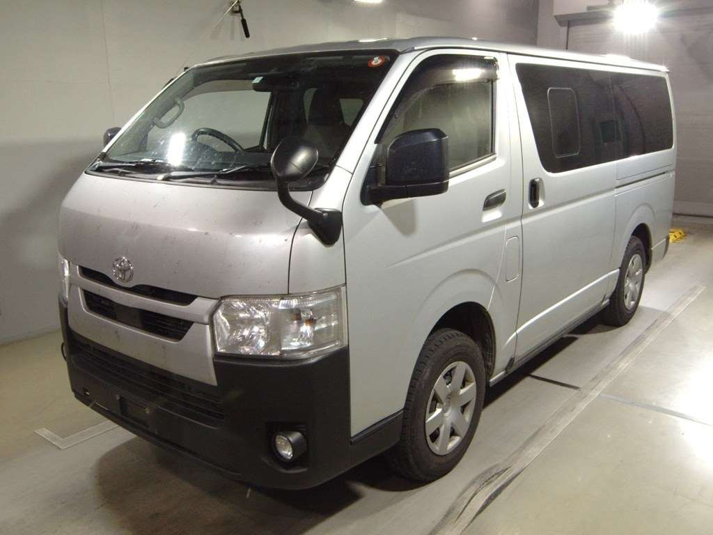 2021 Toyota Hiace Van GDH206V[0]