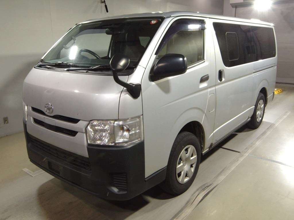 2019 Toyota Hiace Van GDH206V[0]