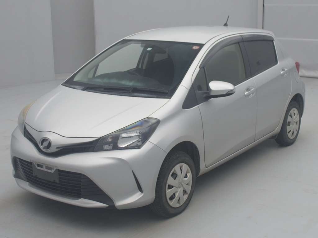 2015 Toyota Vitz NSP135[0]