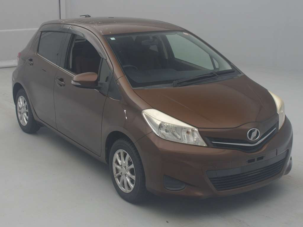 2012 Toyota Vitz KSP130[2]