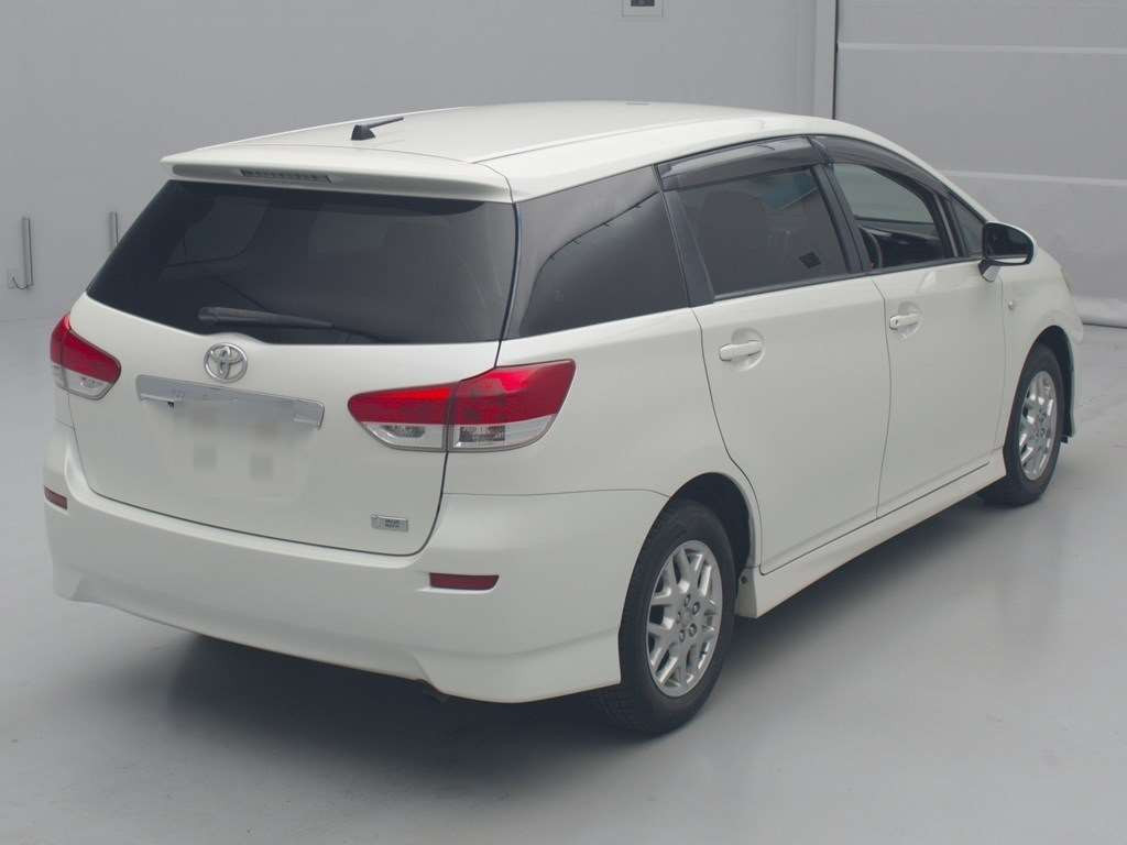 2011 Toyota Wish ZGE20G[1]