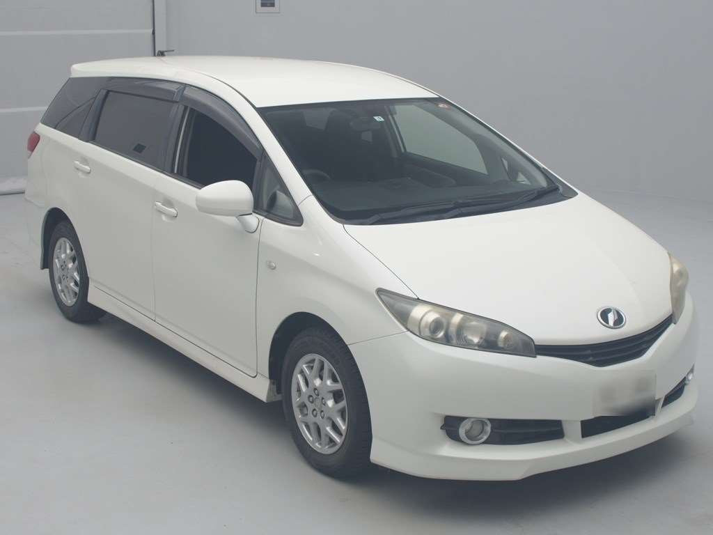 2011 Toyota Wish ZGE20G[2]