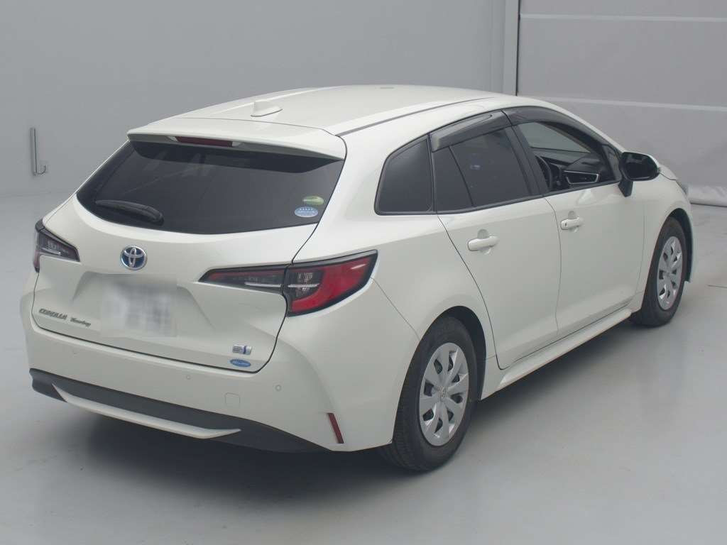 2021 Toyota Corolla Touring Wagon ZWE211W[1]