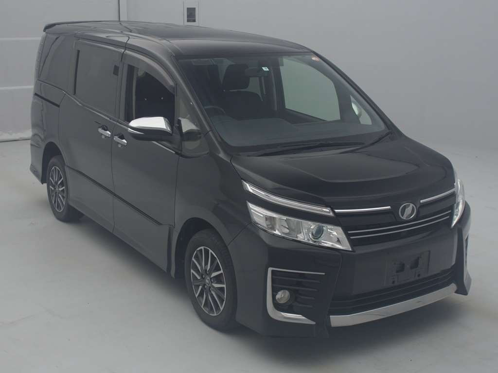 2015 Toyota Voxy ZRR85W[2]