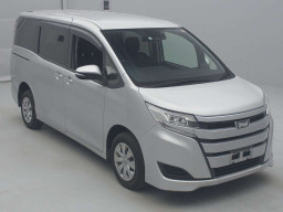 2019 Toyota Noah