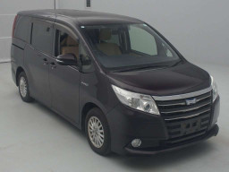 2015 Toyota Noah