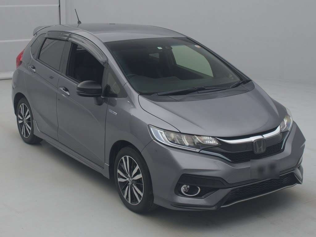 2017 Honda Fit Hybrid GP5[2]