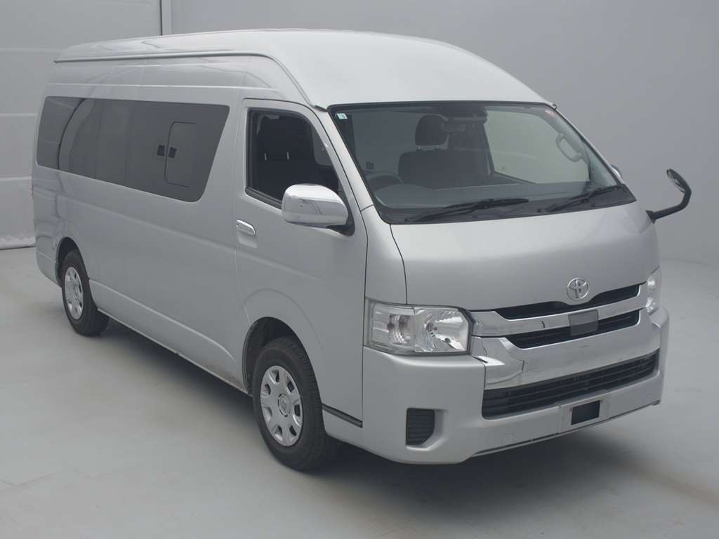 2020 Toyota Hiace Wagon TRH229W[2]