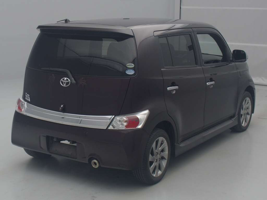 2012 Toyota bB QNC21[1]