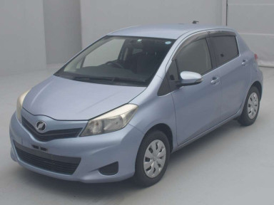 2013 Toyota Vitz