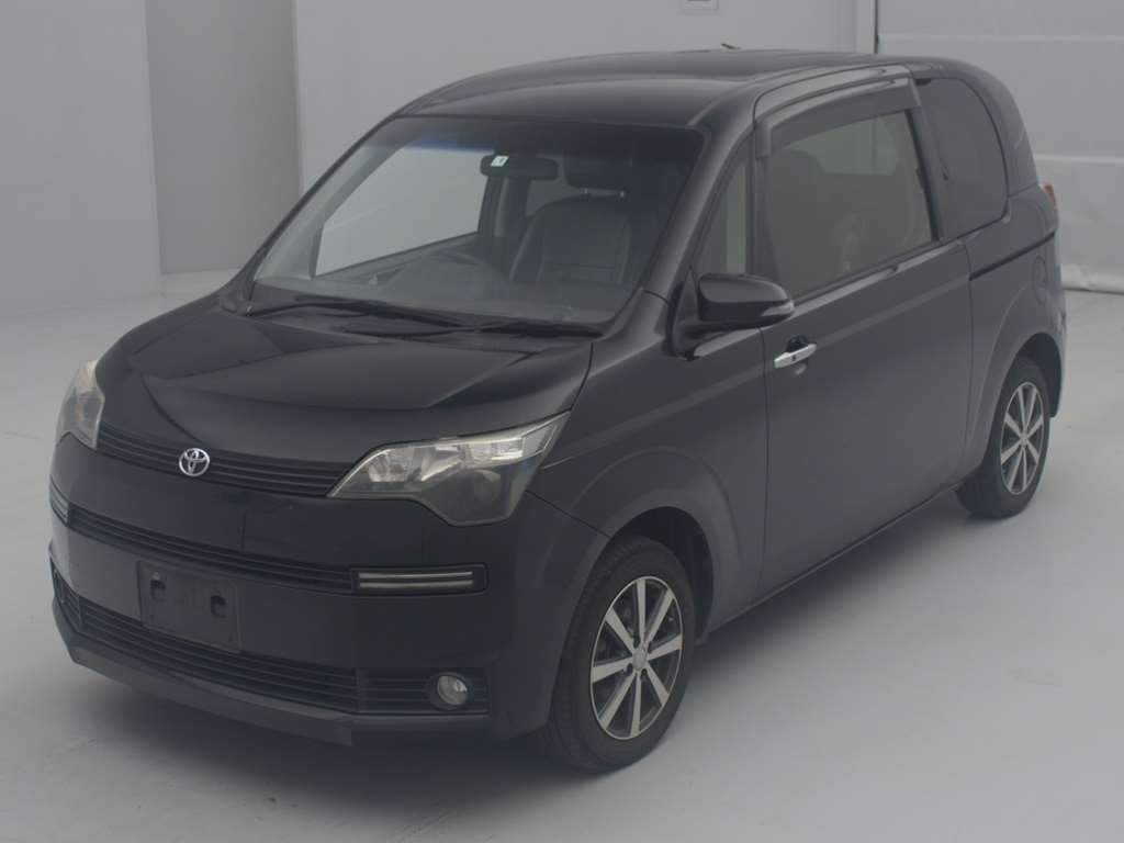 2013 Toyota Spade NCP145[0]