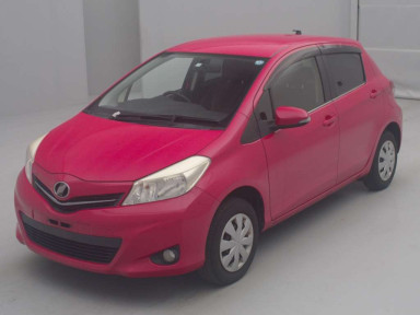 2013 Toyota Vitz