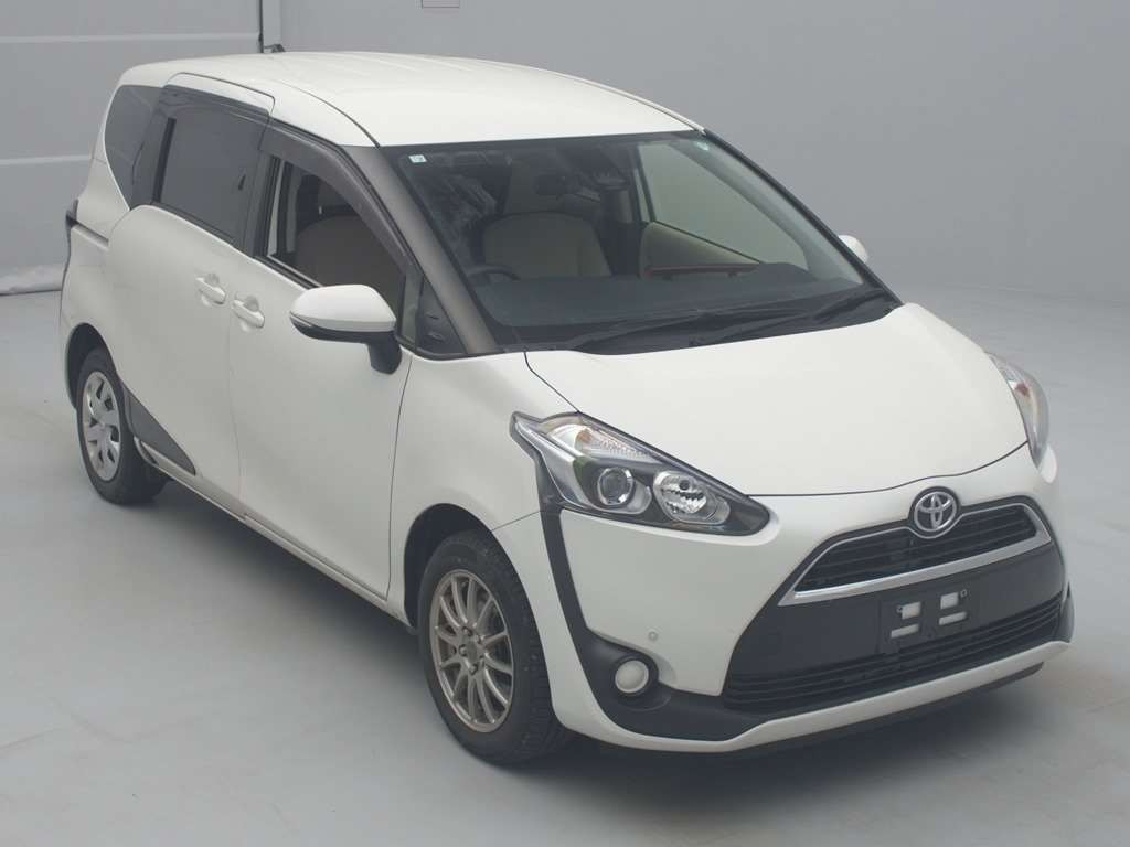 2016 Toyota Sienta NCP175G[2]