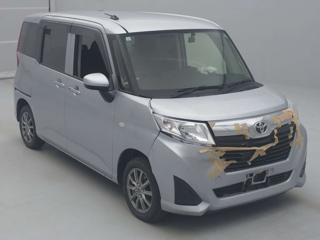 2017 Toyota Roomy M910A[2]