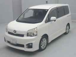 2010 Toyota Voxy