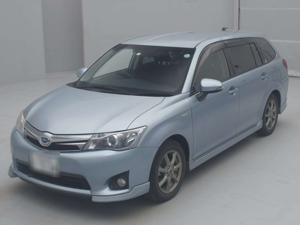 2014 Toyota Corolla Fielder NKE165G[0]