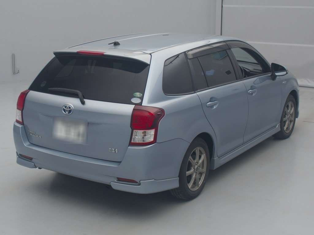 2014 Toyota Corolla Fielder NKE165G[1]