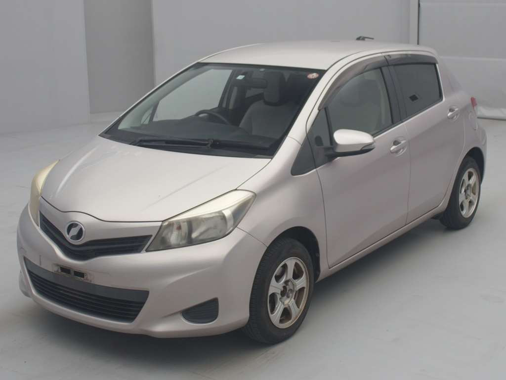 2011 Toyota Vitz KSP130[0]