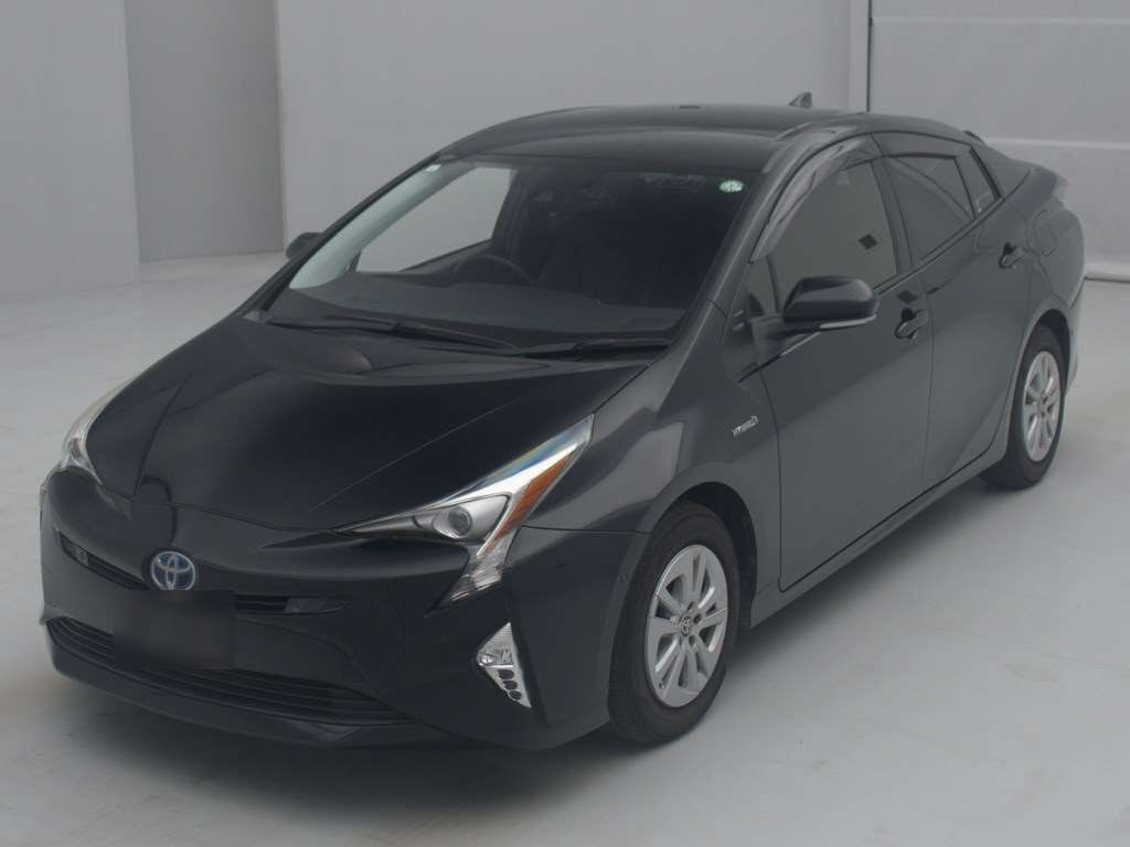 2017 Toyota Prius ZVW50[0]