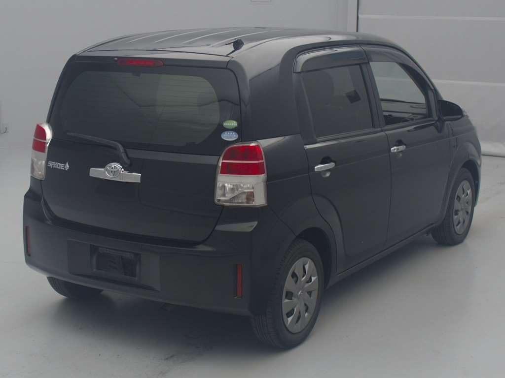 2014 Toyota Spade NCP141[1]