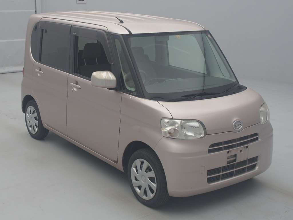 2011 Daihatsu Tanto L385S[2]