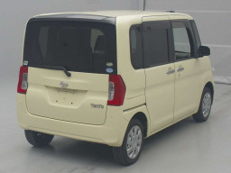 2015 Daihatsu Tanto