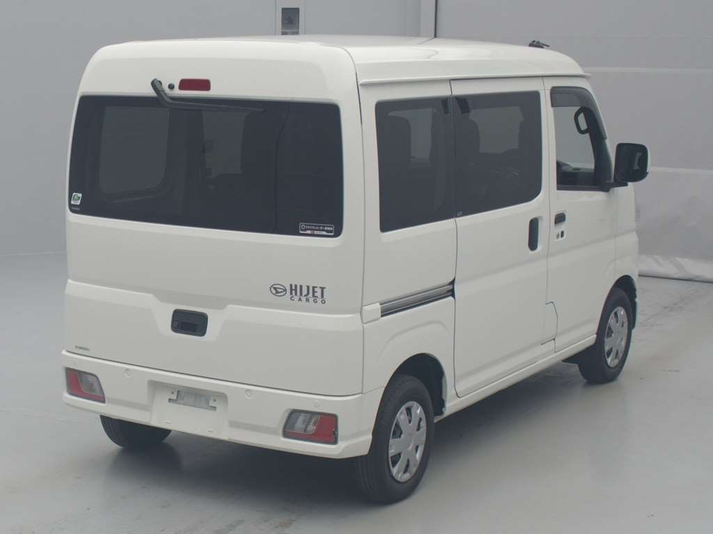 2022 Daihatsu Hijet Cargo S710V[1]